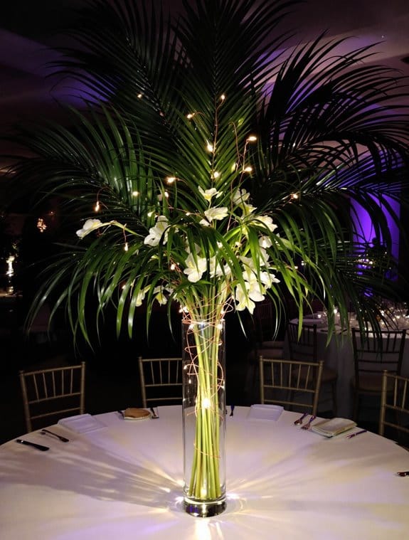 tropical leaf decorative accents
